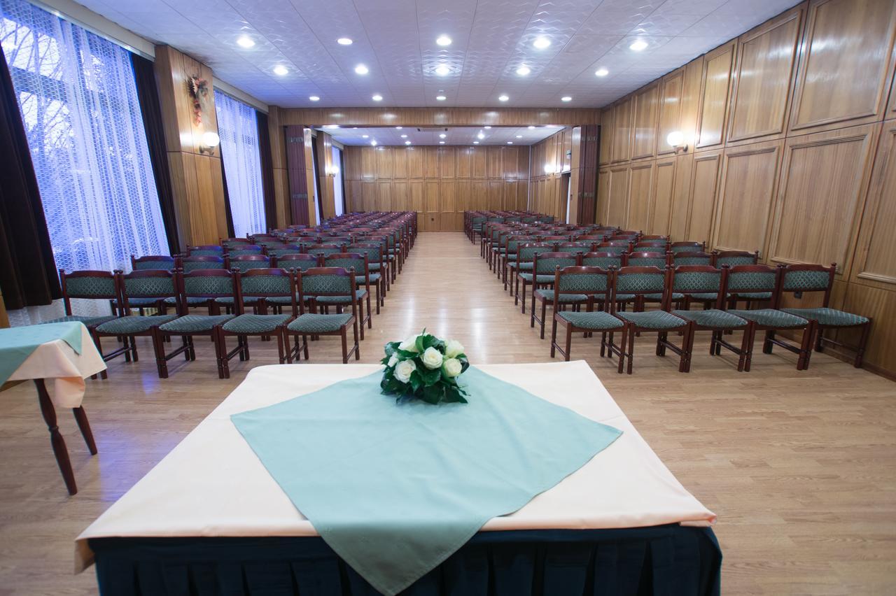 Matyas Kiraly Gyogy- Es Wellness Hajduszoboszlo